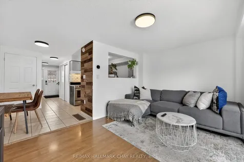 94 Lee Crescent Barrie ON L4N 9Z1