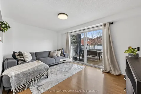 94 Lee Crescent Barrie ON L4N 9Z1
