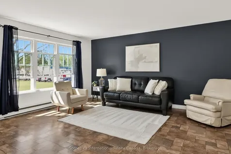 224 Beech Street Clearview ON L0M 1S0