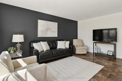 224 Beech Street Clearview ON L0M 1S0