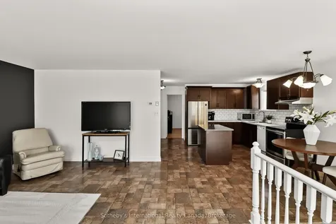 224 Beech Street Clearview ON L0M 1S0