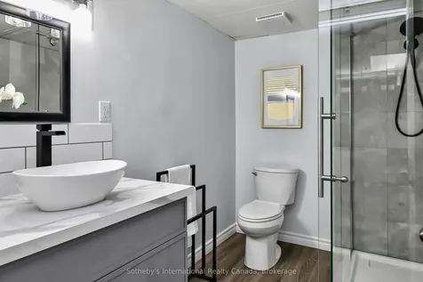 224 Beech Street Clearview ON L0M 1S0