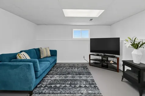 224 Beech Street Clearview ON L0M 1S0