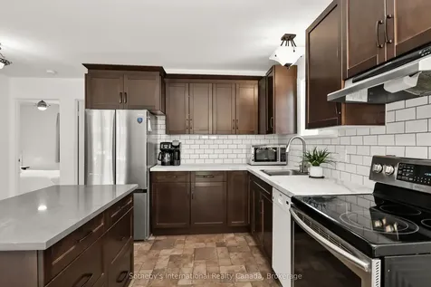 224 Beech Street Clearview ON L0M 1S0