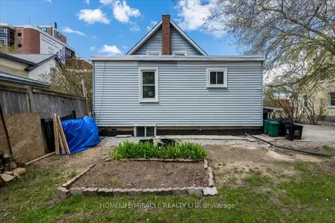 143 Colborne Street W Orillia ON L3V 5B8