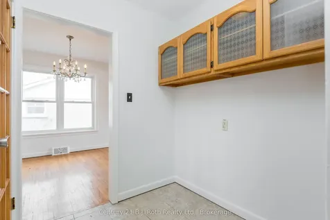 32 Dalton Crescent N Orillia ON L3V 5J5