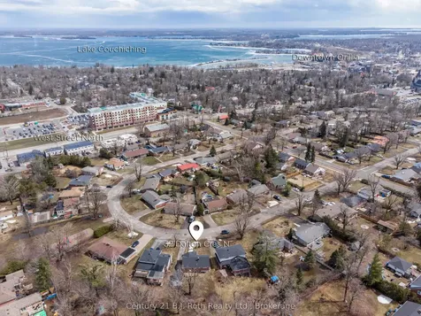 32 Dalton Crescent N Orillia ON L3V 5J5