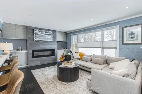 169 Bayview Avenue E Tay ON L0K 1R0