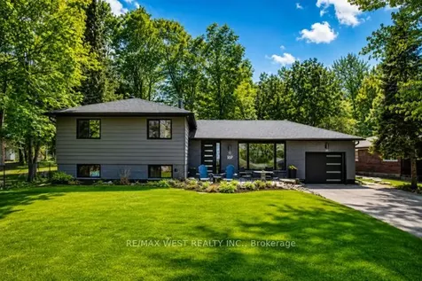 169 Bayview Avenue E Tay ON L0K 1R0