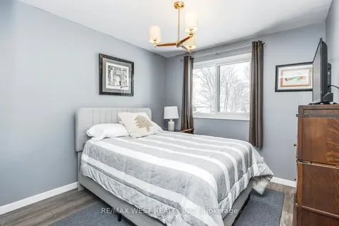 169 Bayview Avenue E Tay ON L0K 1R0
