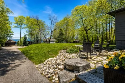 169 Bayview Avenue E Tay ON L0K 1R0