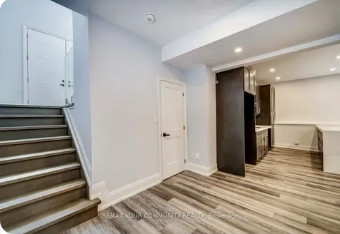 140 58th Street S Wasaga Beach ON L9Z 2Z1