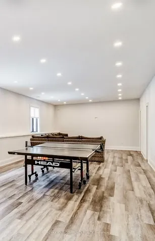 140 58th Street S Wasaga Beach ON L9Z 2Z1