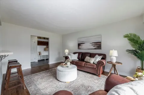 32 Springhome Road Barrie ON L4N 2W7