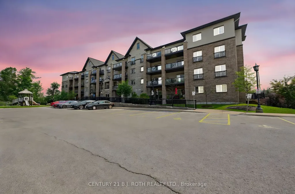 40 Ferndale Drive S Barrie ON L4N 2L3