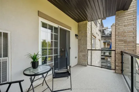 40 Ferndale Drive S Barrie ON L4N 2L3