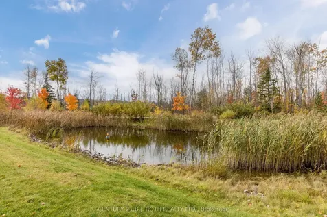 40 Ferndale Drive S Barrie ON L4N 2L3
