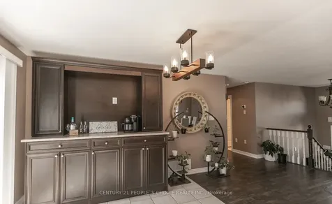 55 Marsellus Drive Barrie ON L4N 8S6