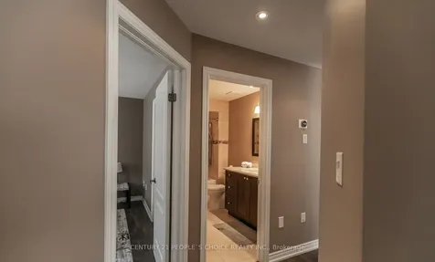 55 Marsellus Drive Barrie ON L4N 8S6
