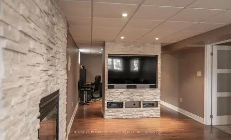 55 Marsellus Drive Barrie ON L4N 8S6