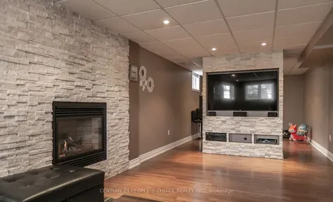 55 Marsellus Drive Barrie ON L4N 8S6