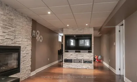 55 Marsellus Drive Barrie ON L4N 8S6
