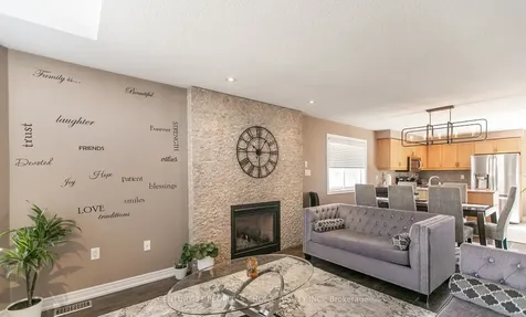 55 Marsellus Drive Barrie ON L4N 8S6
