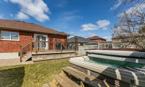 55 Marsellus Drive Barrie ON L4N 8S6