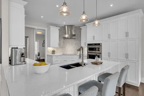 1215 Seadon Road Springwater ON L9X 1V5