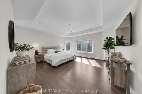1215 Seadon Road Springwater ON L9X 1V5