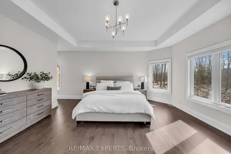 1215 Seadon Road Springwater ON L9X 1V5