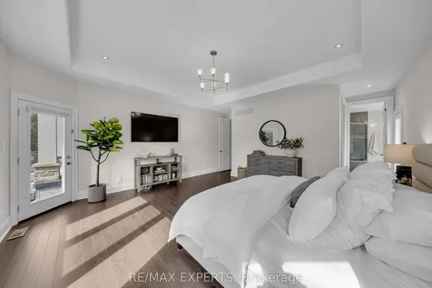 1215 Seadon Road Springwater ON L9X 1V5