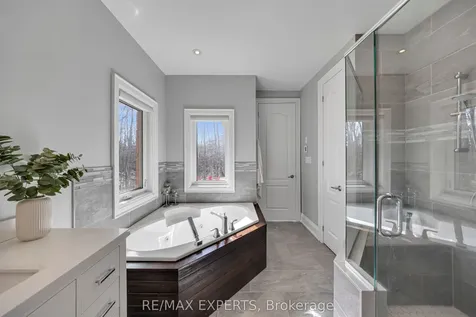 1215 Seadon Road Springwater ON L9X 1V5