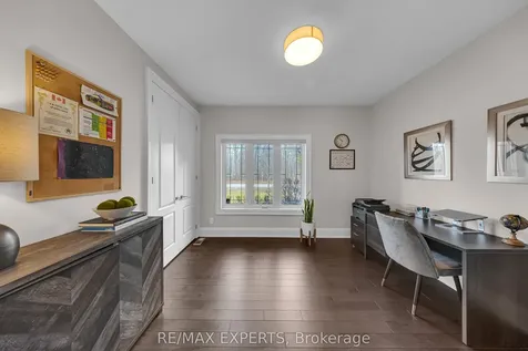 1215 Seadon Road Springwater ON L9X 1V5