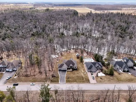1215 Seadon Road Springwater ON L9X 1V5
