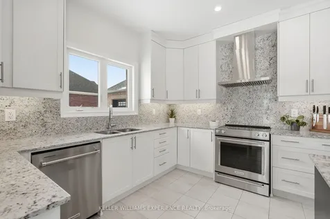 4 Forest Heights Court Oro-medonte ON L0L 2E0