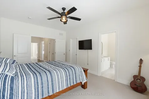 4 Forest Heights Court Oro-medonte ON L0L 2E0