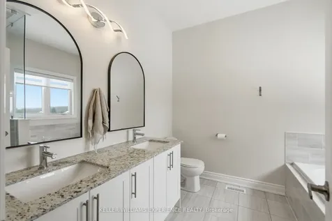 4 Forest Heights Court Oro-medonte ON L0L 2E0