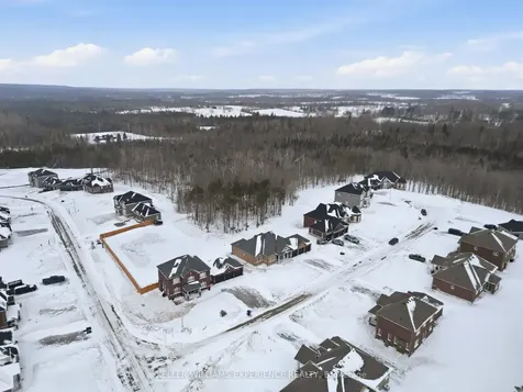 4 Forest Heights Court Oro-medonte ON L0L 2E0