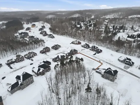 4 Forest Heights Court Oro-medonte ON L0L 2E0