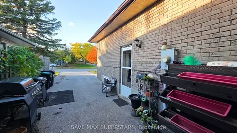35 Bernick Drive Barrie ON L4M 5C1