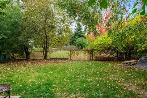 35 Bernick Drive Barrie ON L4M 5C1