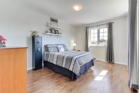 74 Drake Drive Barrie ON L4N 8X4