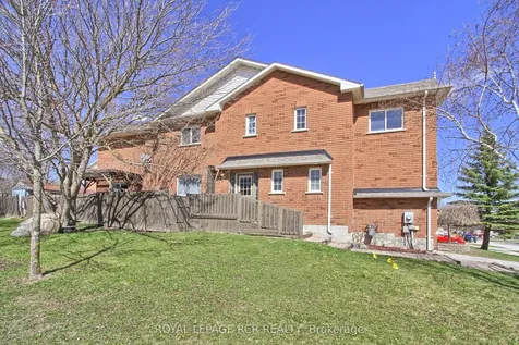 74 Drake Drive Barrie ON L4N 8X4