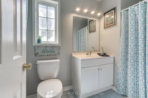 74 Drake Drive Barrie ON L4N 8X4