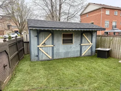 74 Drake Drive Barrie ON L4N 8X4