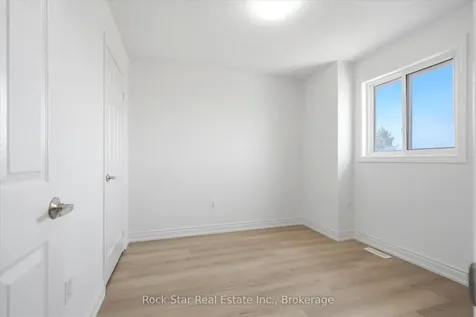 20 Knupp Road Barrie ON L4N 0P6