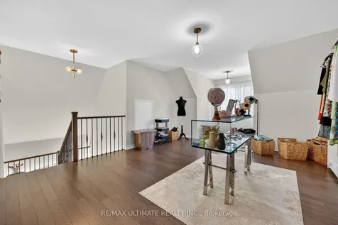 2962 Monarch Drive Orillia ON L3V 8M8