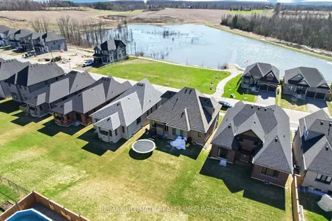 2962 Monarch Drive Orillia ON L3V 8M8