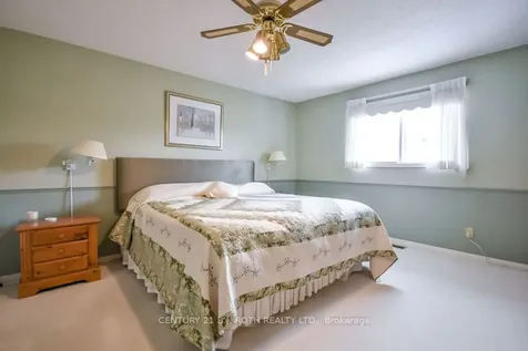 161 Shirley Avenue Barrie ON L4N 6E6